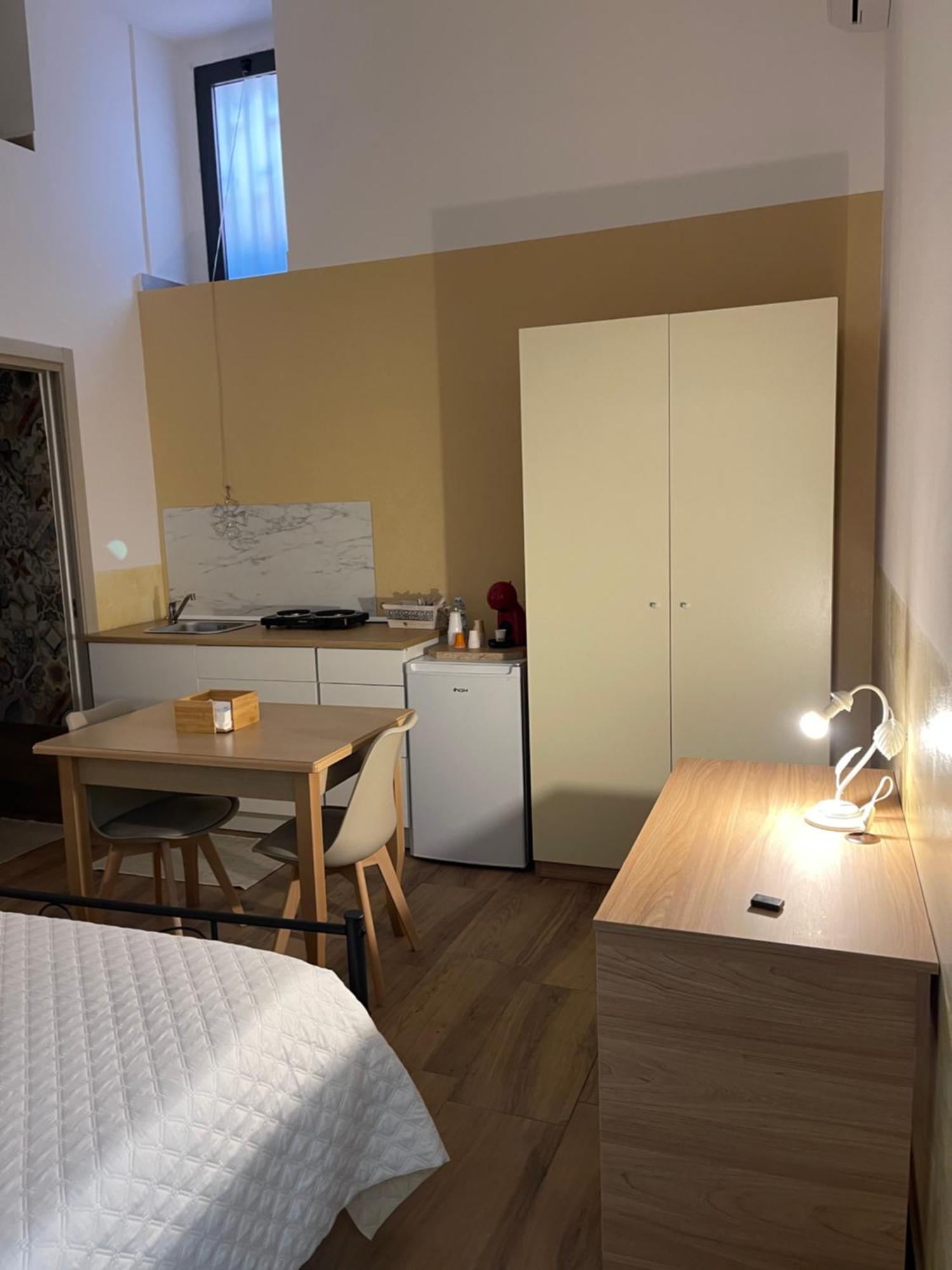 Calabro 21 Appartament Катания Экстерьер фото